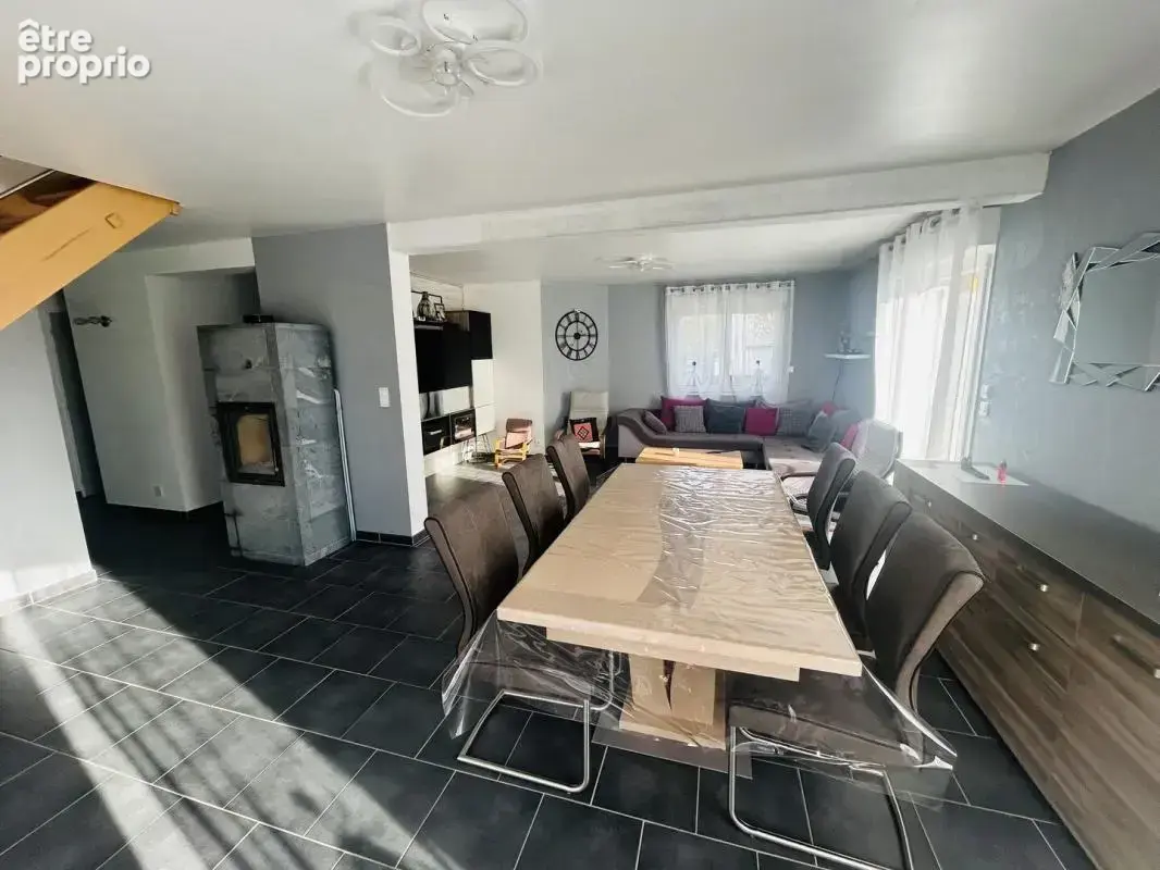 Mandeure magnifique maison f7 recente 150 m2 - photo 2