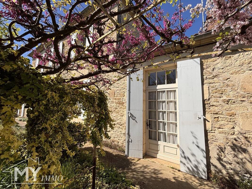 Maison à GORNAC