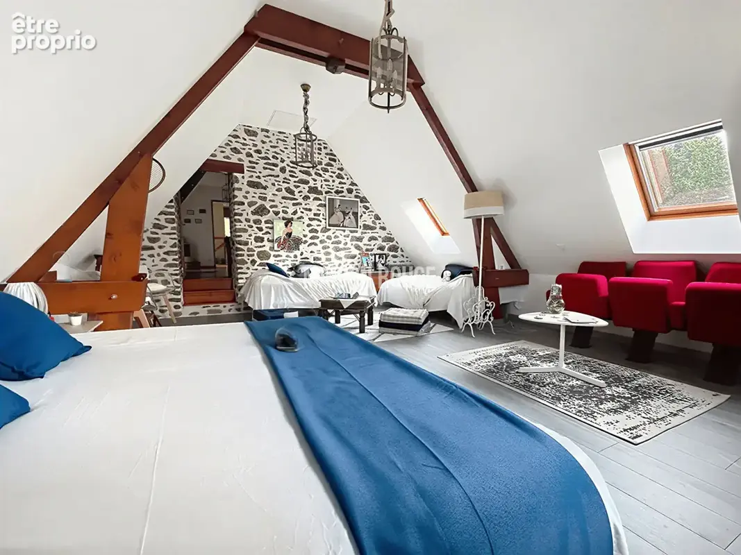 Maison en pierre rénovée avec piscine chauffée sur 3 200 m² de terrain à Val Couesnon - photo 22