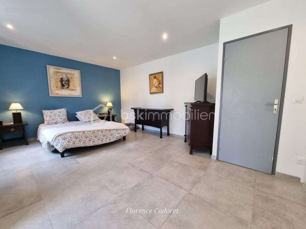 Maison à SAINT-QUENTIN-LA-POTERIE