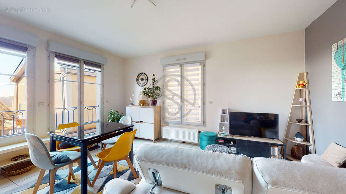 Appartement à LA COTE-SAINT-ANDRE