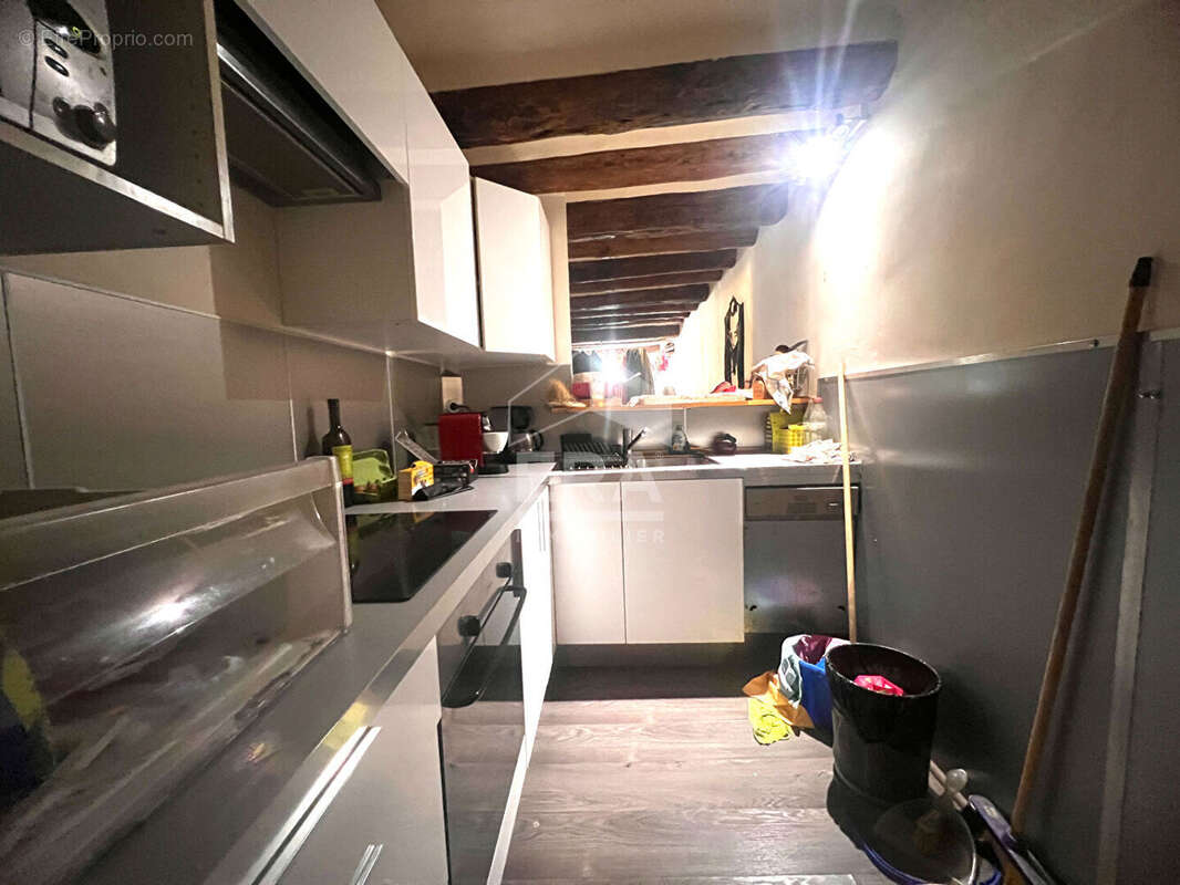 Appartement à MARSEILLE-2E