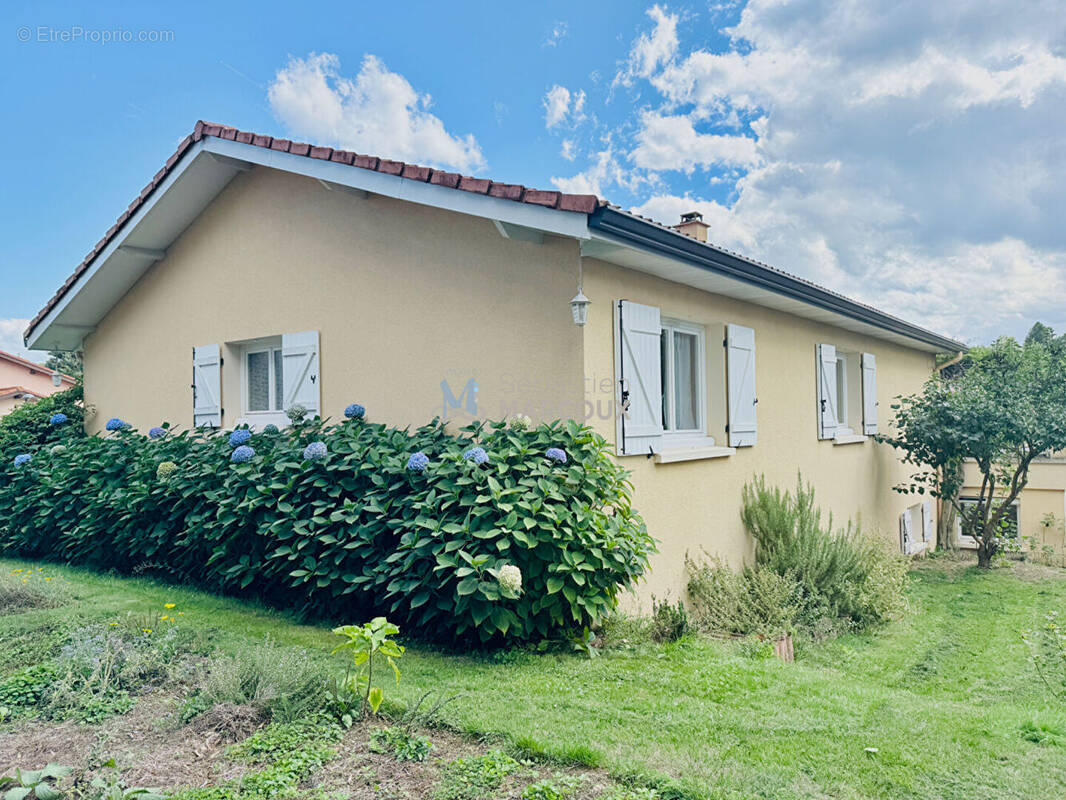 Maison à ROCHE-LA-MOLIERE