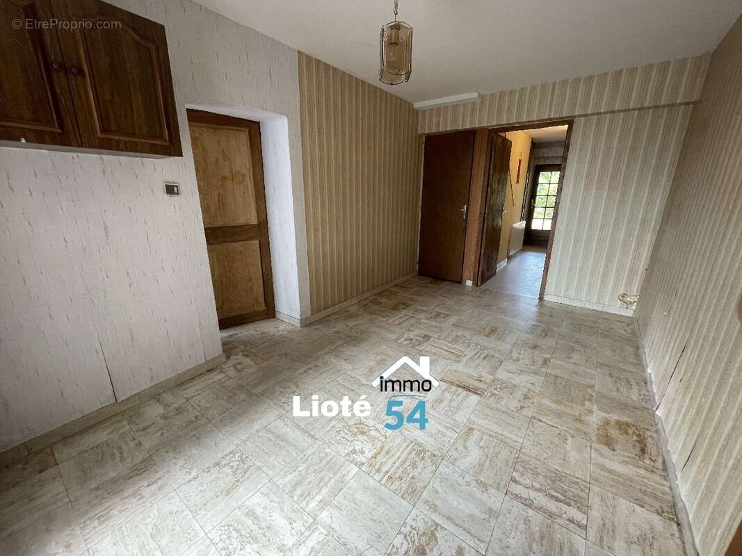 Maison à EINVILLE-AU-JARD