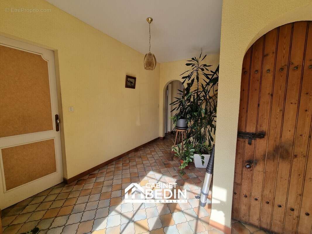 Maison 97 m² à Saint-Denis-De-Pile  - photo 3