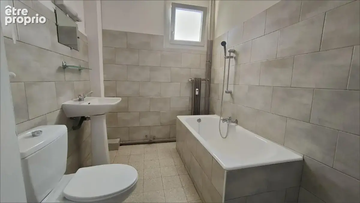 Appartement P2 vendu loué à NIMES - photo 8