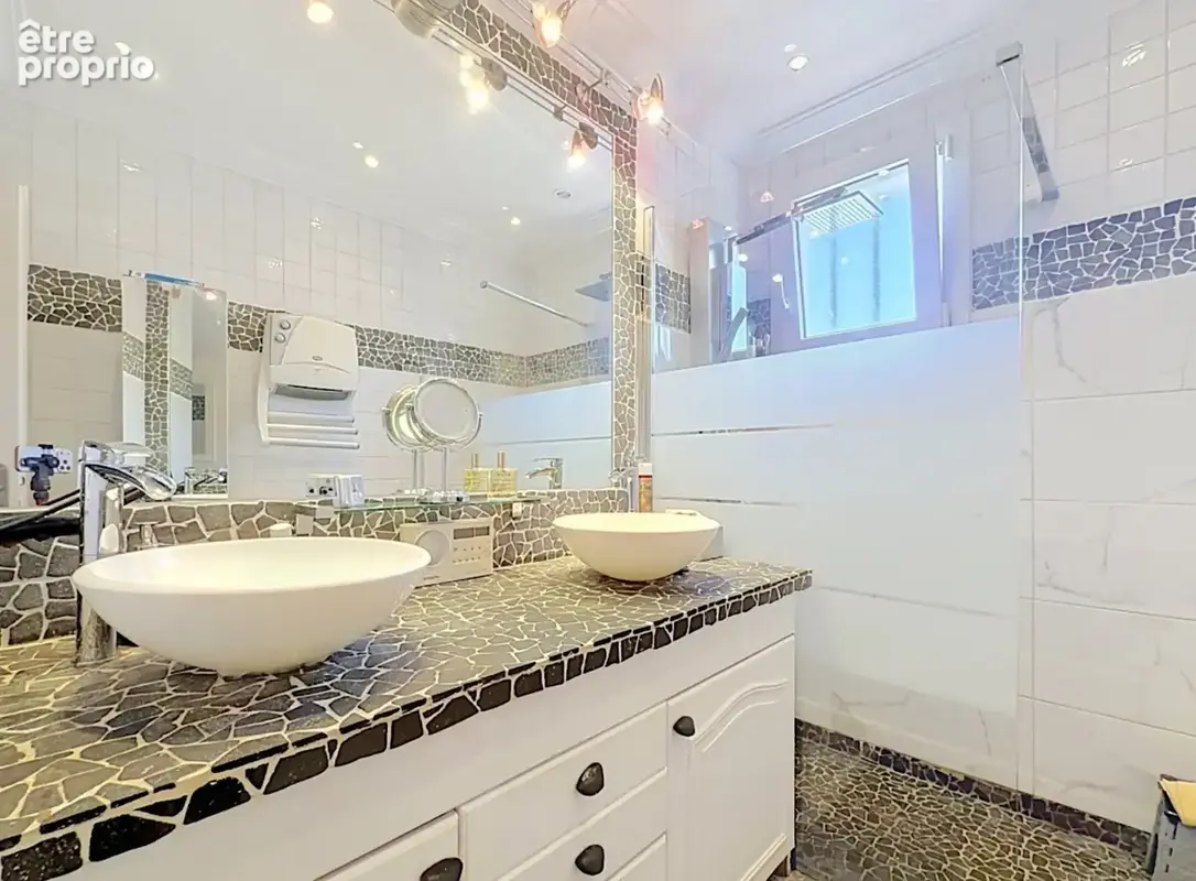 Maison à vendre 5 pièces MOUANS SARTOUX (06) - photo 10