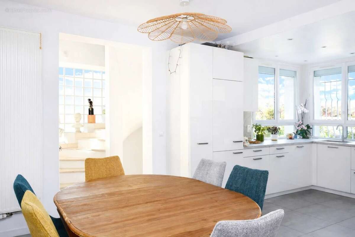 Le vesinet - maison 7 chambres  - terrain 404 m² - 12 mn rer - photo 8
