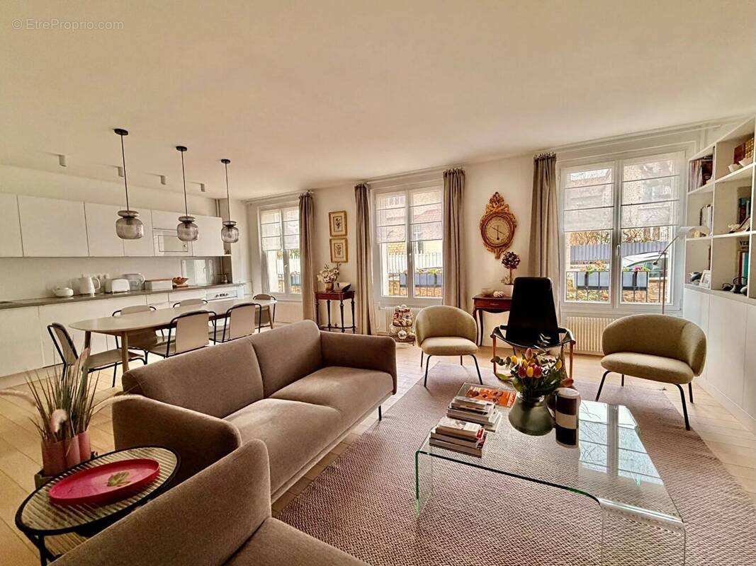 Appartement à BOIS-COLOMBES