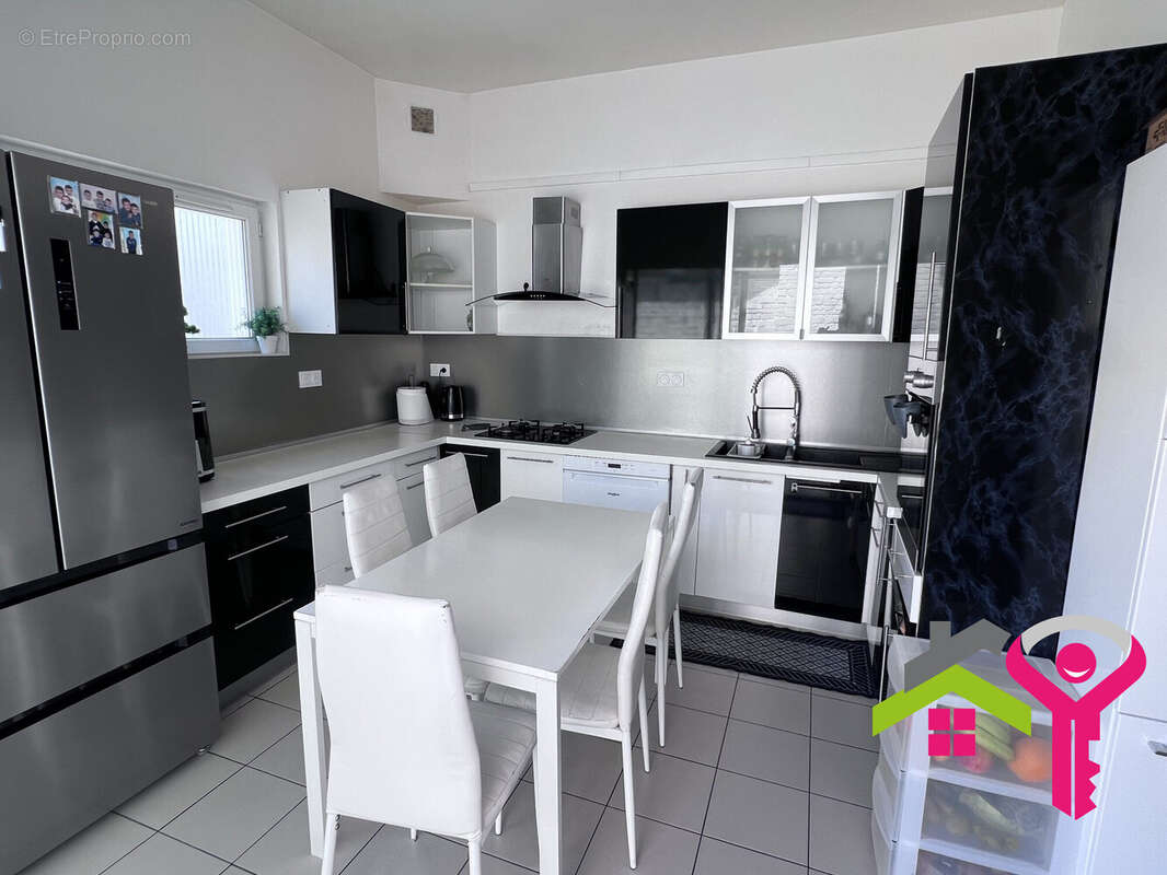 Maison 101 m² à Denain  - photo 4