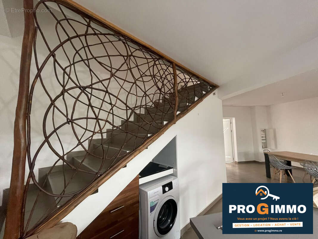 Appartement 467 m² à Le Tampon  - photo 5