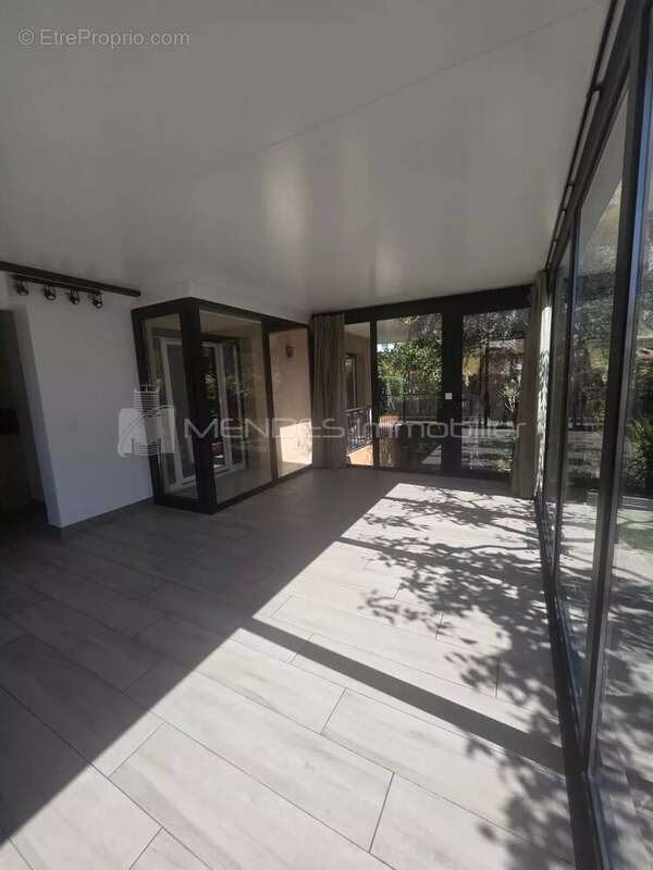 Appartement à ROQUEBRUNE-CAP-MARTIN