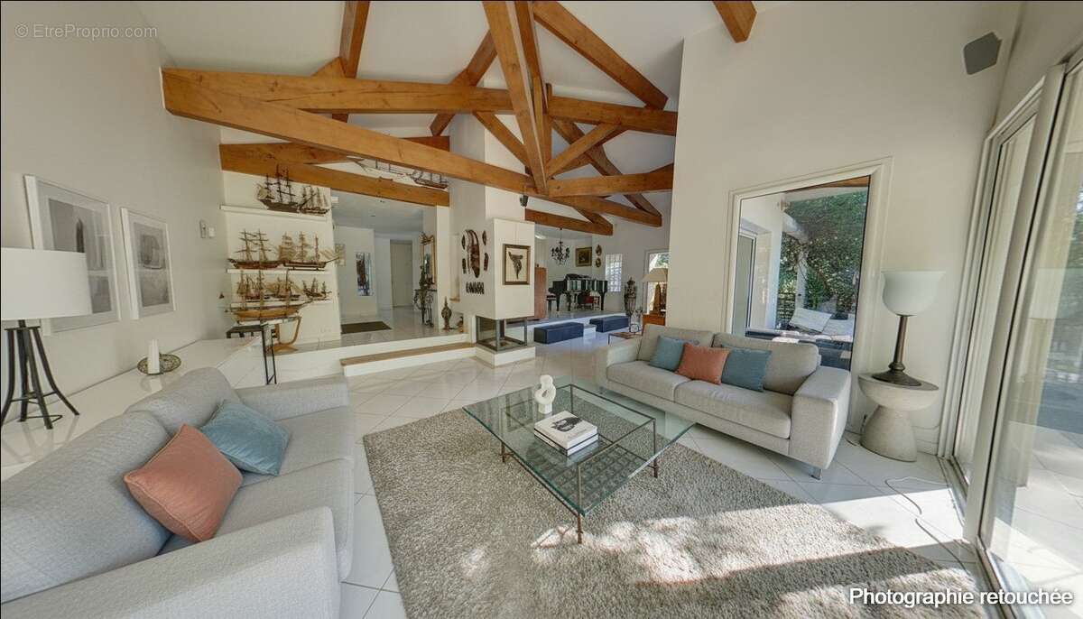 Maison à SAINT-JEAN-DE-VEDAS