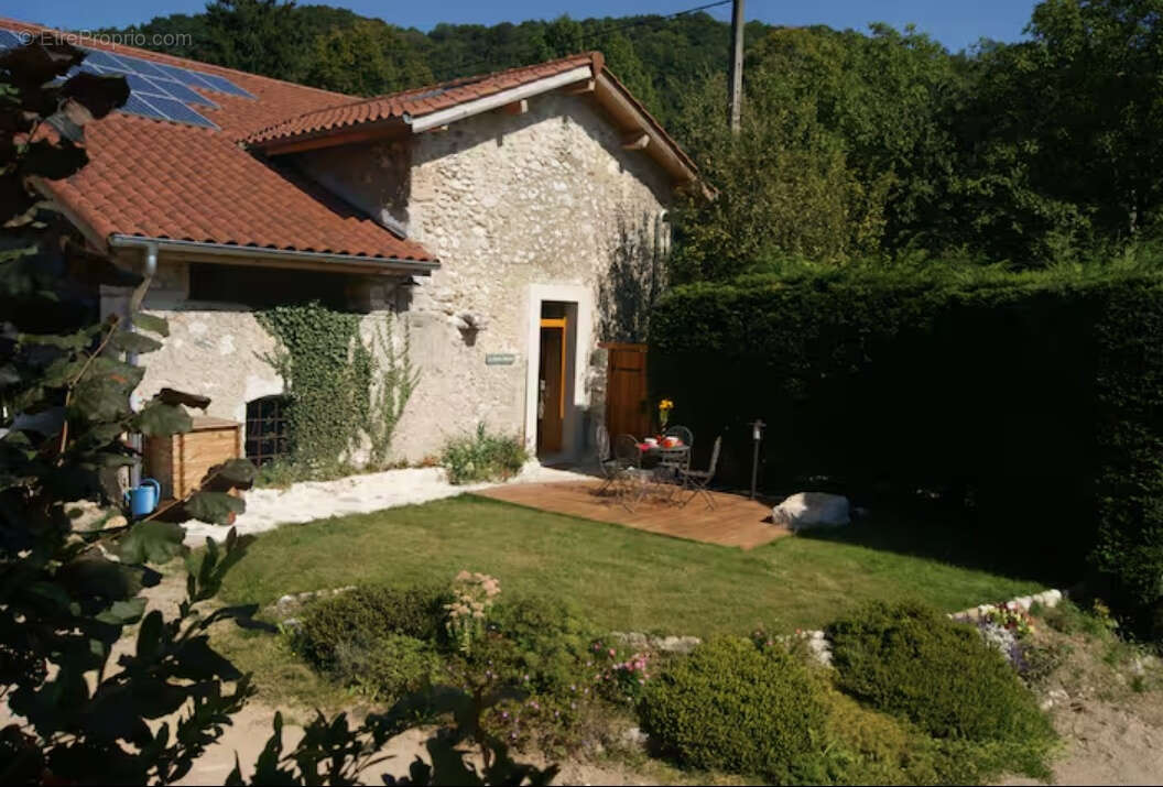 Maison à SAINT-AUPRE