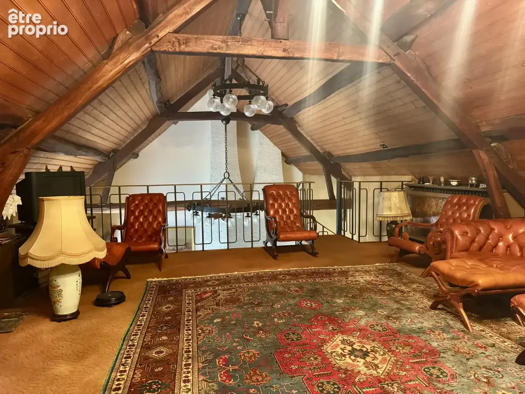 Auxy, longère, 3 chambres, garage, dépendances, tout a l'égout - photo 13