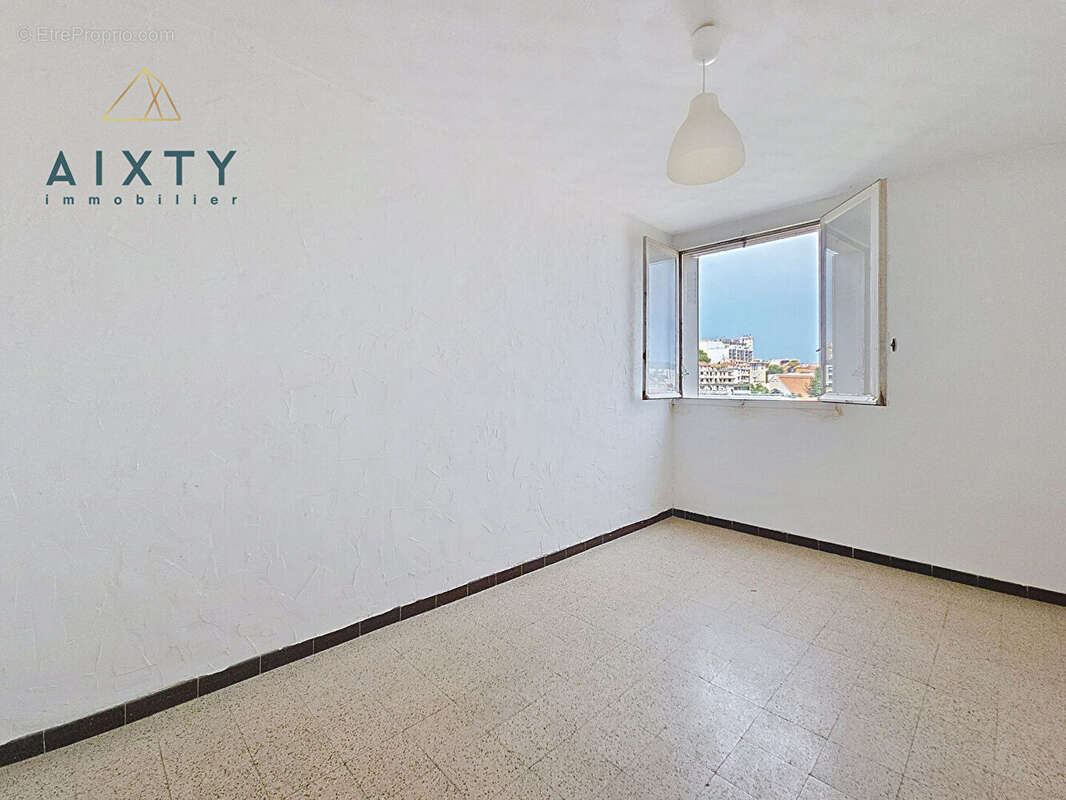 Appartement à MARSEILLE-14E