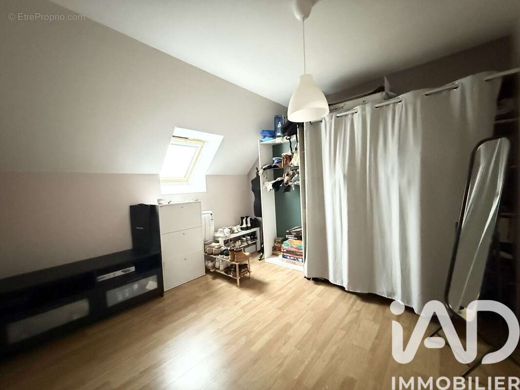 Photo 7 - Maison à VILLENEUVE-LA-GUYARD