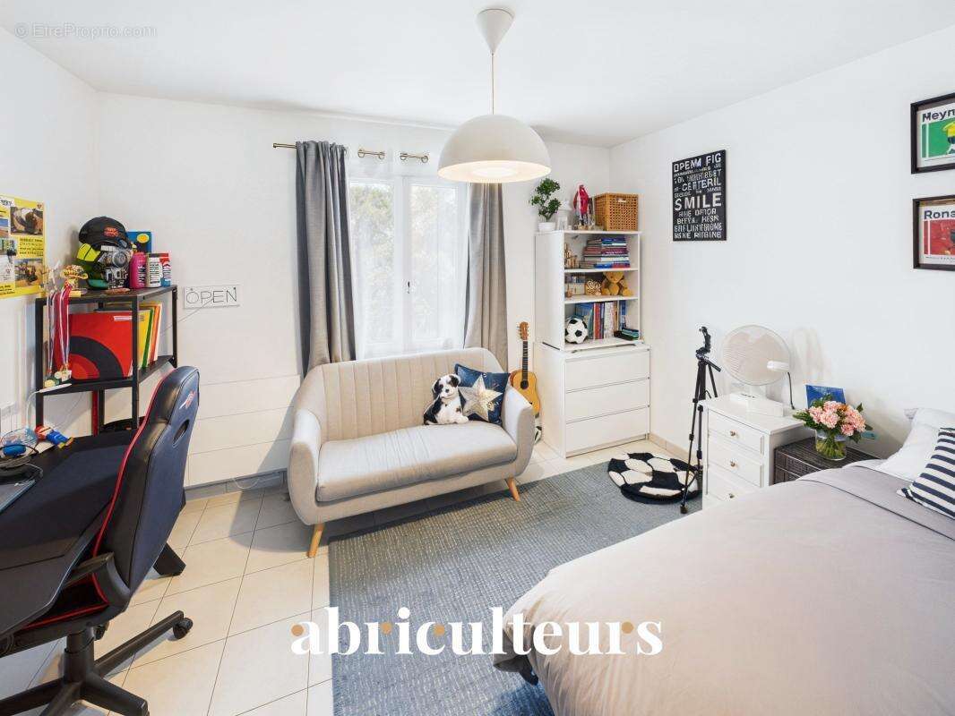 Propriété de 260 m² avec deux gîtes  labellisés 4 étoiles en vente à  Aups (83630) - photo 12