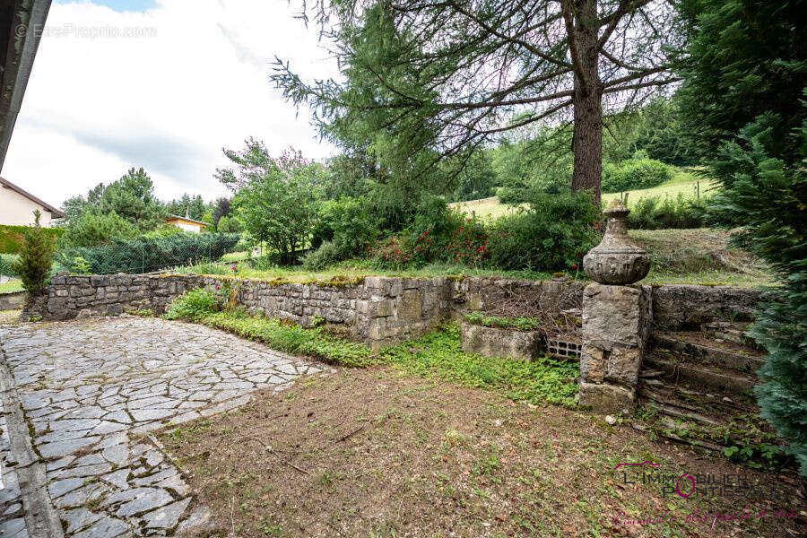 MAISON DE 208 m2 SUR 733 m2- Proche frontière - photo 7