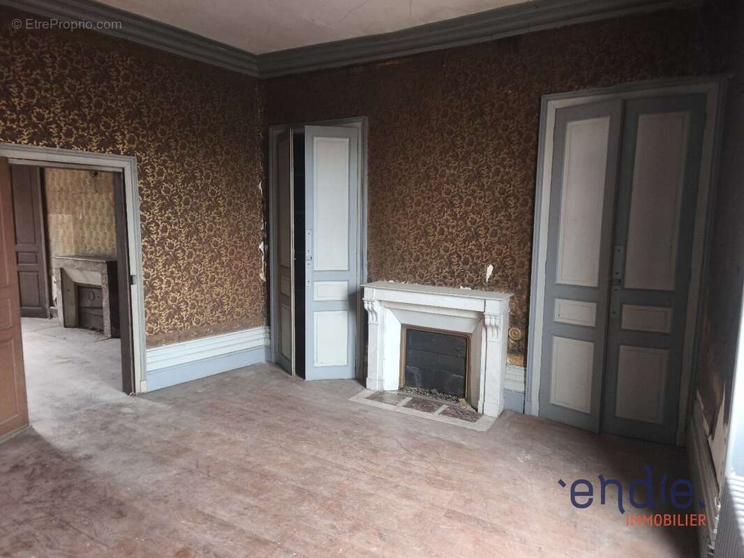 Maison à COSNE-D'ALLIER