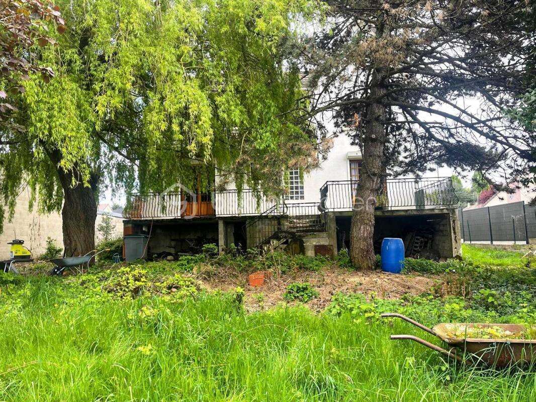 Maison à LE PLESSIS-BELLEVILLE