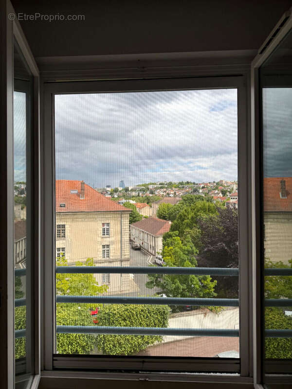 Appartement à RUEIL-MALMAISON
