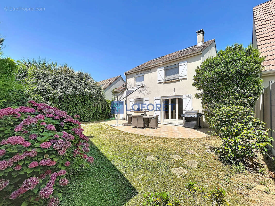 Maison à SAINT-GERMAIN-LES-CORBEIL