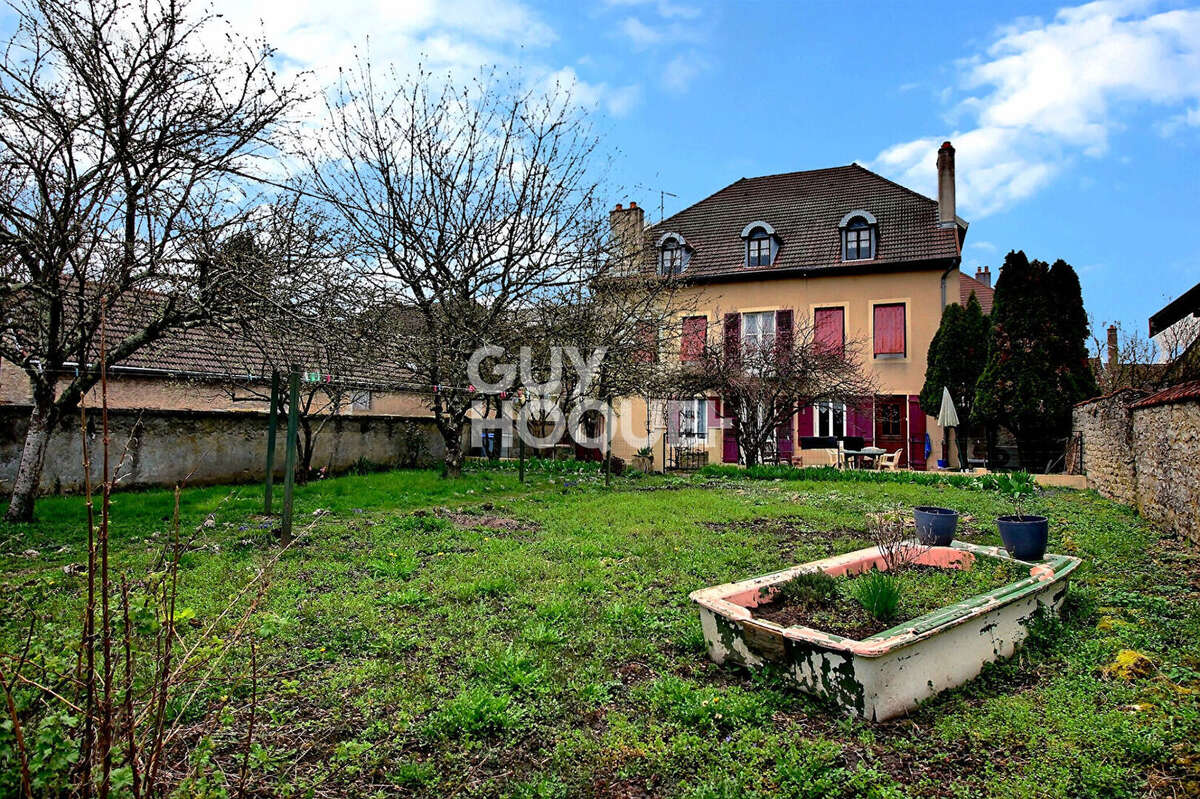Maison à FRAISANS