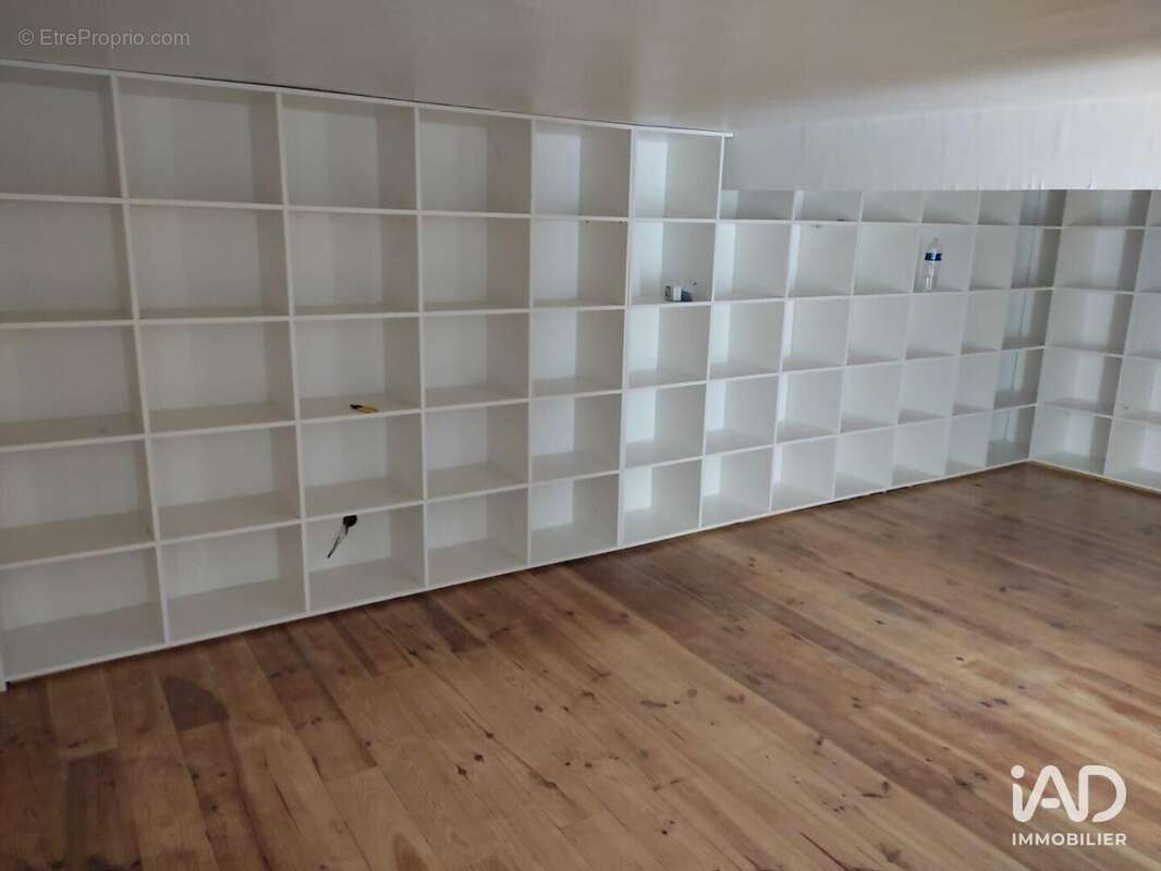 Photo 4 - Commerce à PARIS-18E