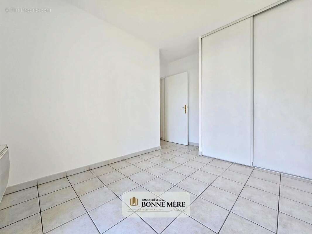 Appartement à MARSEILLE-14E