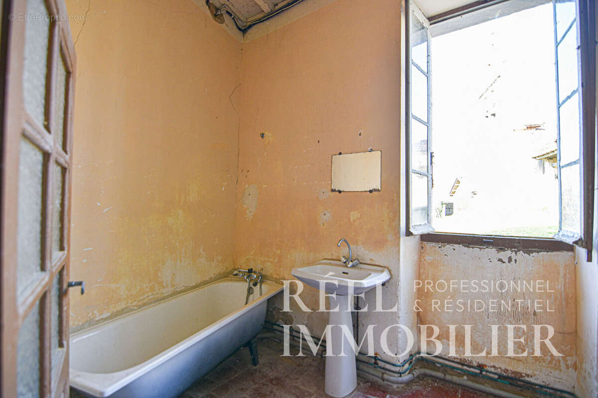 Maison à TOURRENQUETS