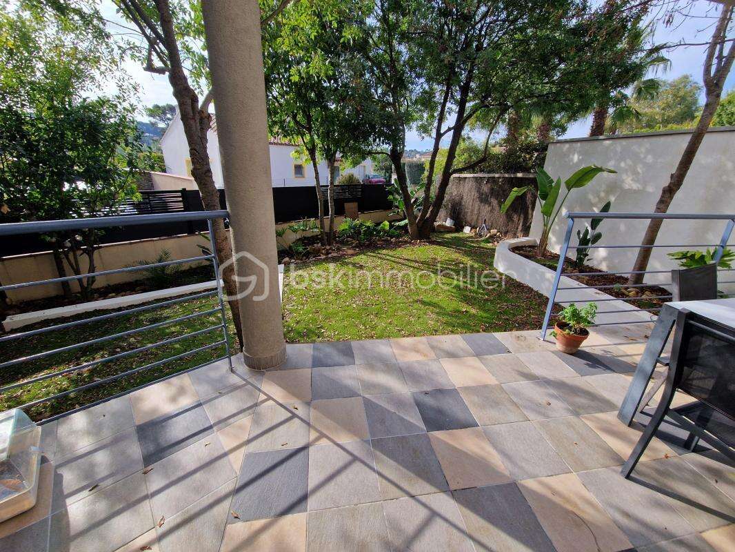 Villa 5 chambres de 147m² au Pont de Suve dans résidence calme et sécurisée - photo 4