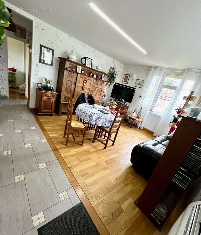 Maison à TOUSSUS-LE-NOBLE