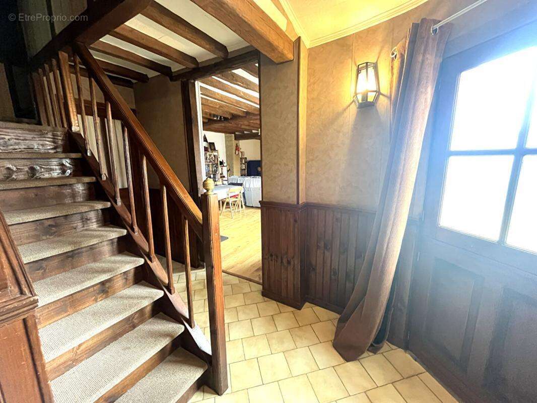 Maison à ETREPAGNY