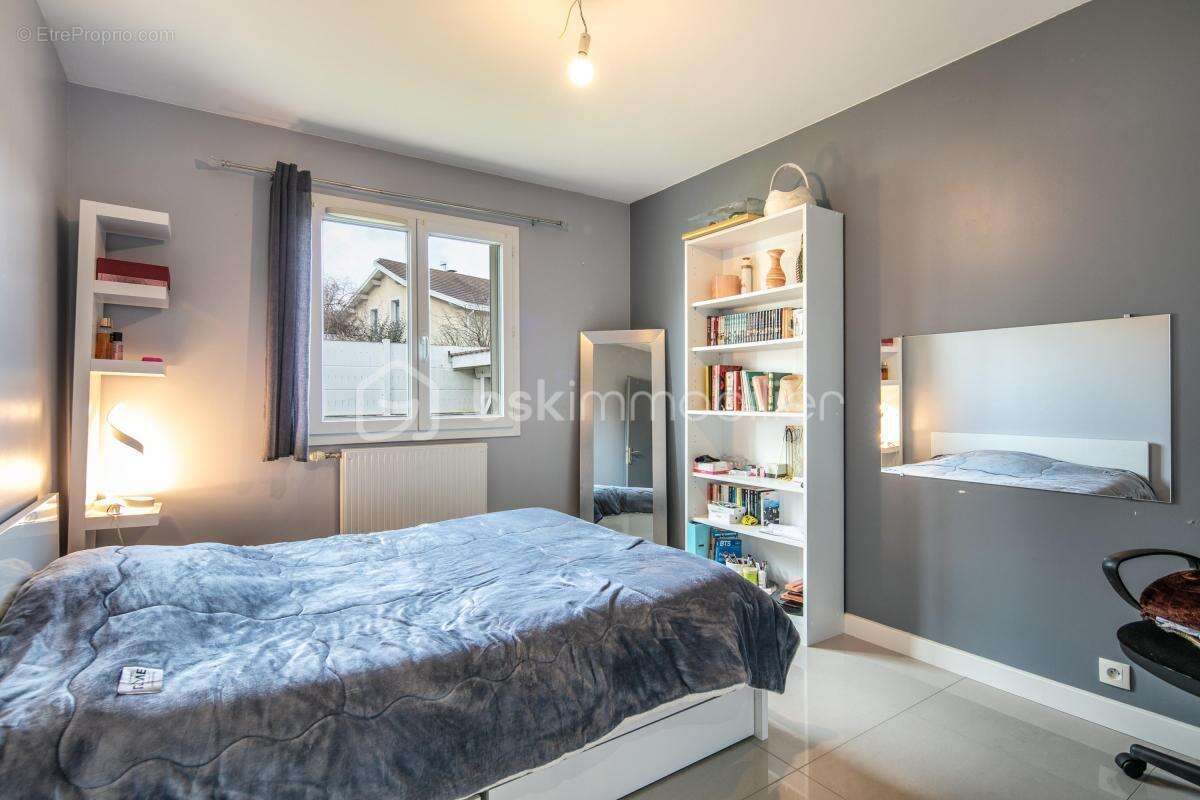 Maison à BEAUCROISSANT