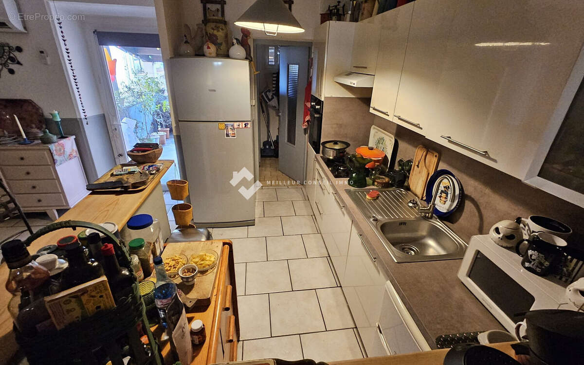 Appartement 572 m² à Besseges  - photo 7