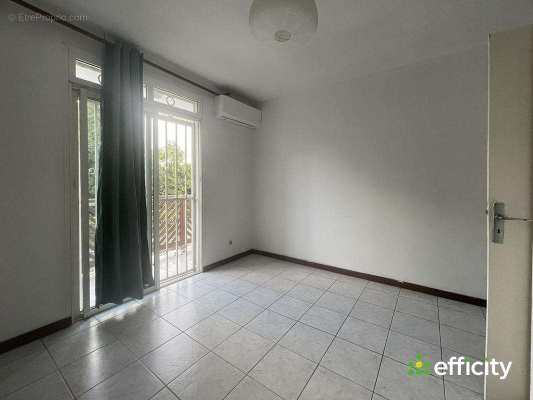 Appartement à CAYENNE