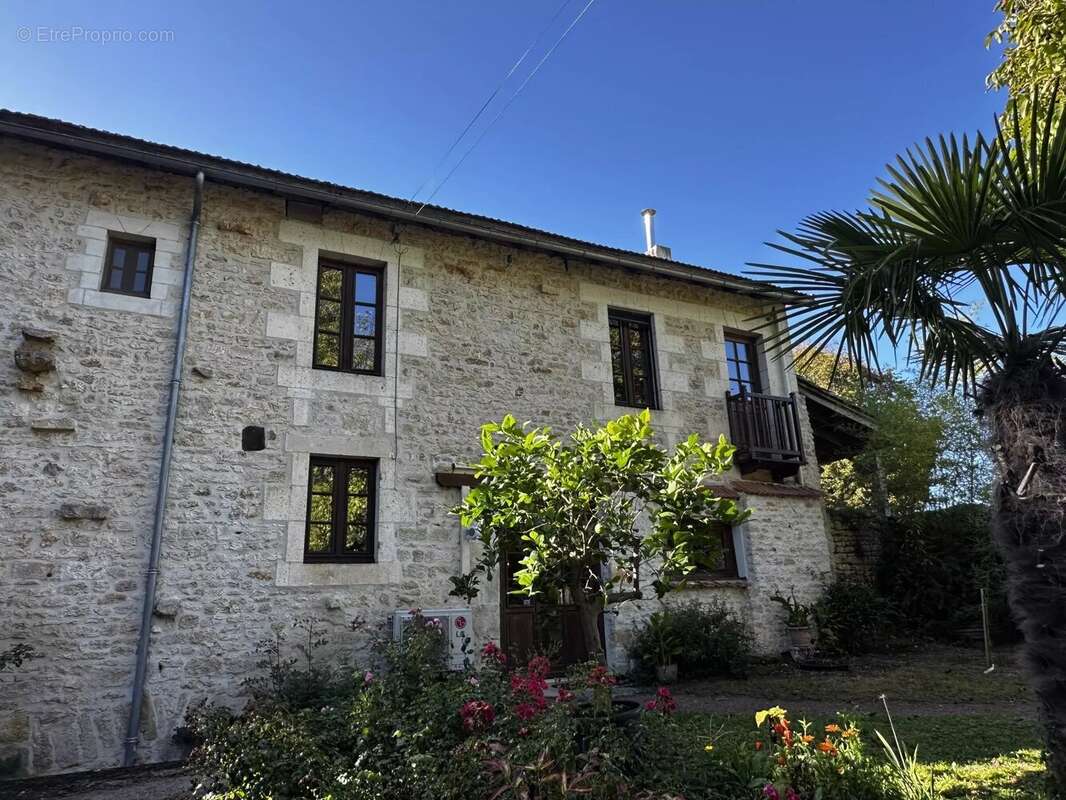 Maison à LONDIGNY