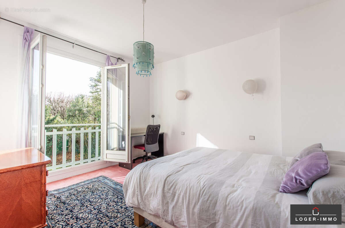 Maison à SAINT-MAUR-DES-FOSSES