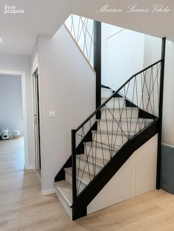 Maison en pierre rénovée avec goût – 148 m² – 4 chambres – Grand garage - photo 17