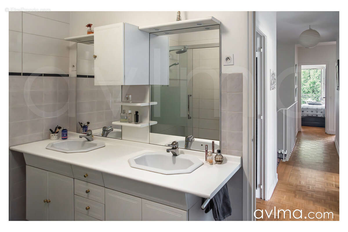 Appartement à SAINT-NOM-LA-BRETECHE