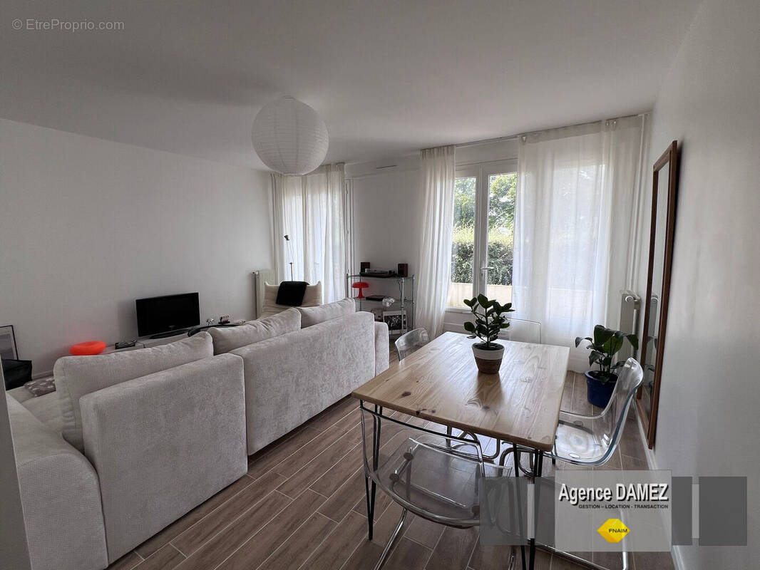 Appartement à DOURDAN