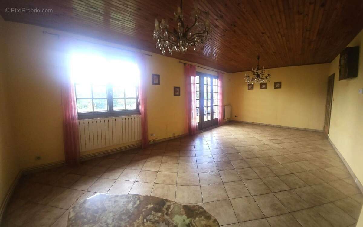 Maison à MOYEUVRE-GRANDE