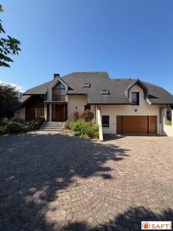 Photo 1 - Maison à LA RAVOIRE