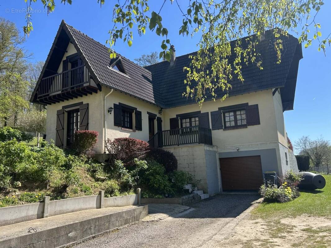 Maison à NASSANDRES