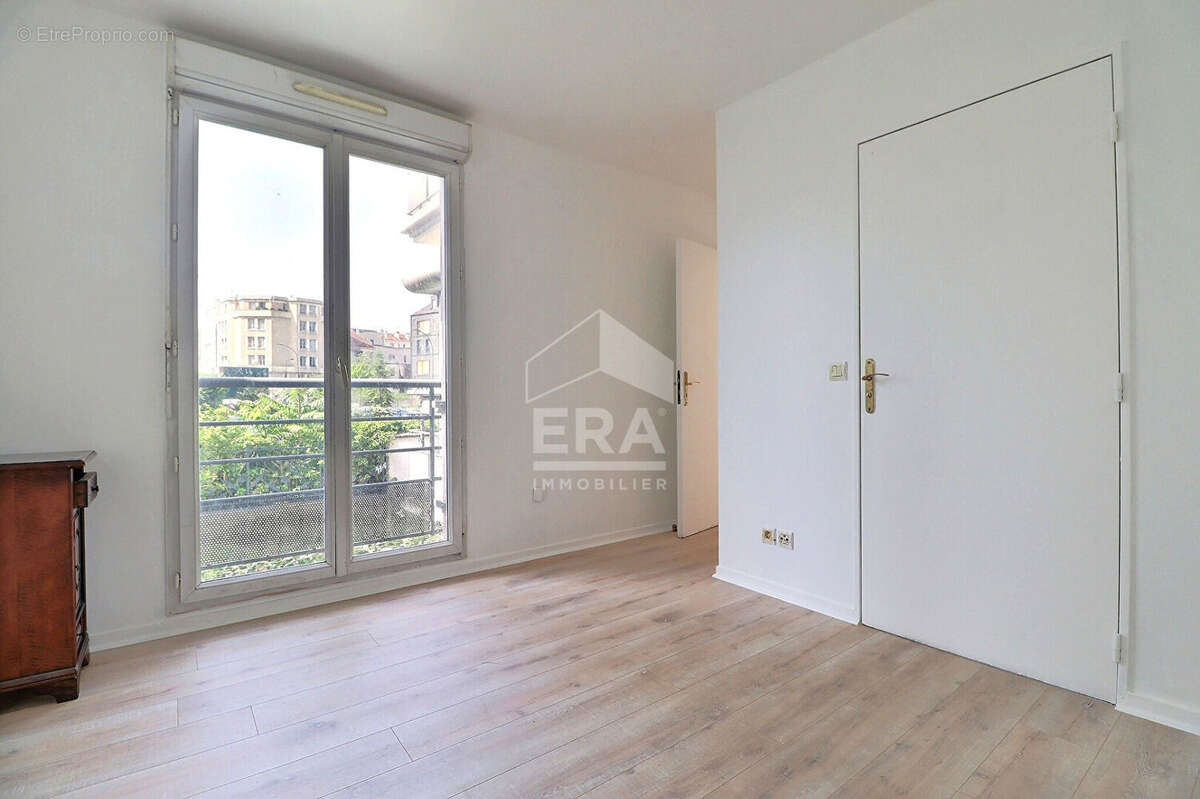 Appartement à AUBERVILLIERS