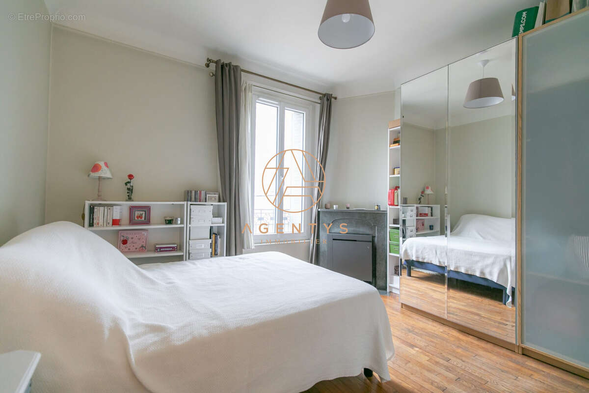 Appartement à SAINT-MAUR-DES-FOSSES