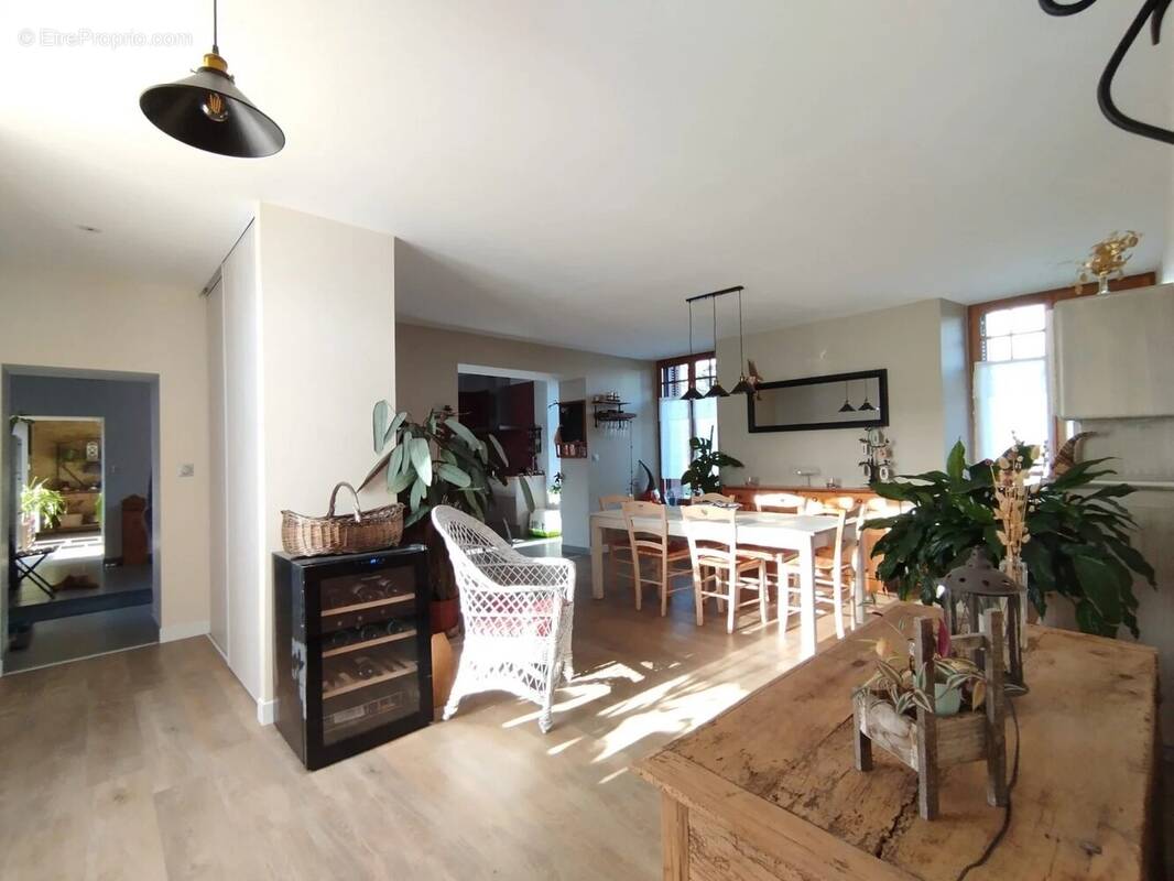 Maison à BRION-PRES-THOUET