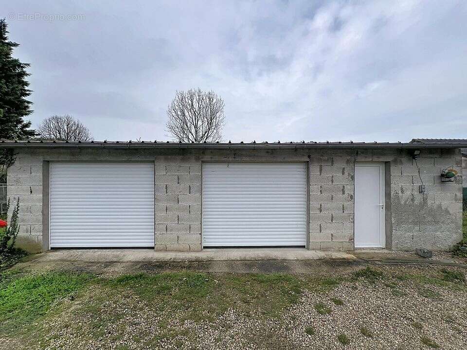 Maison à FRIGNICOURT