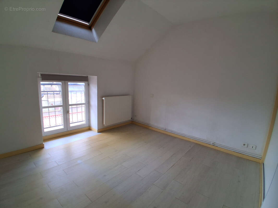 Appartement à CHARLIEU